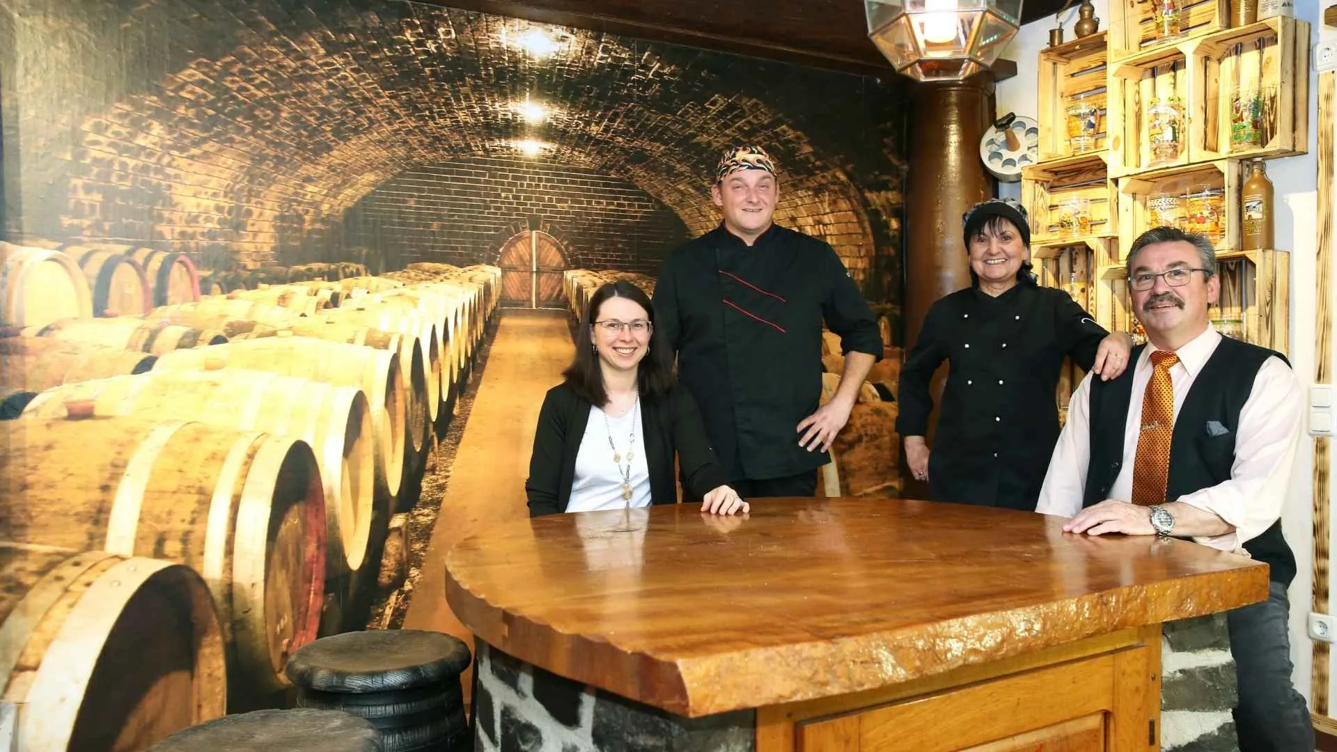 Familie Vennen und das Team im Alten Brauhaus